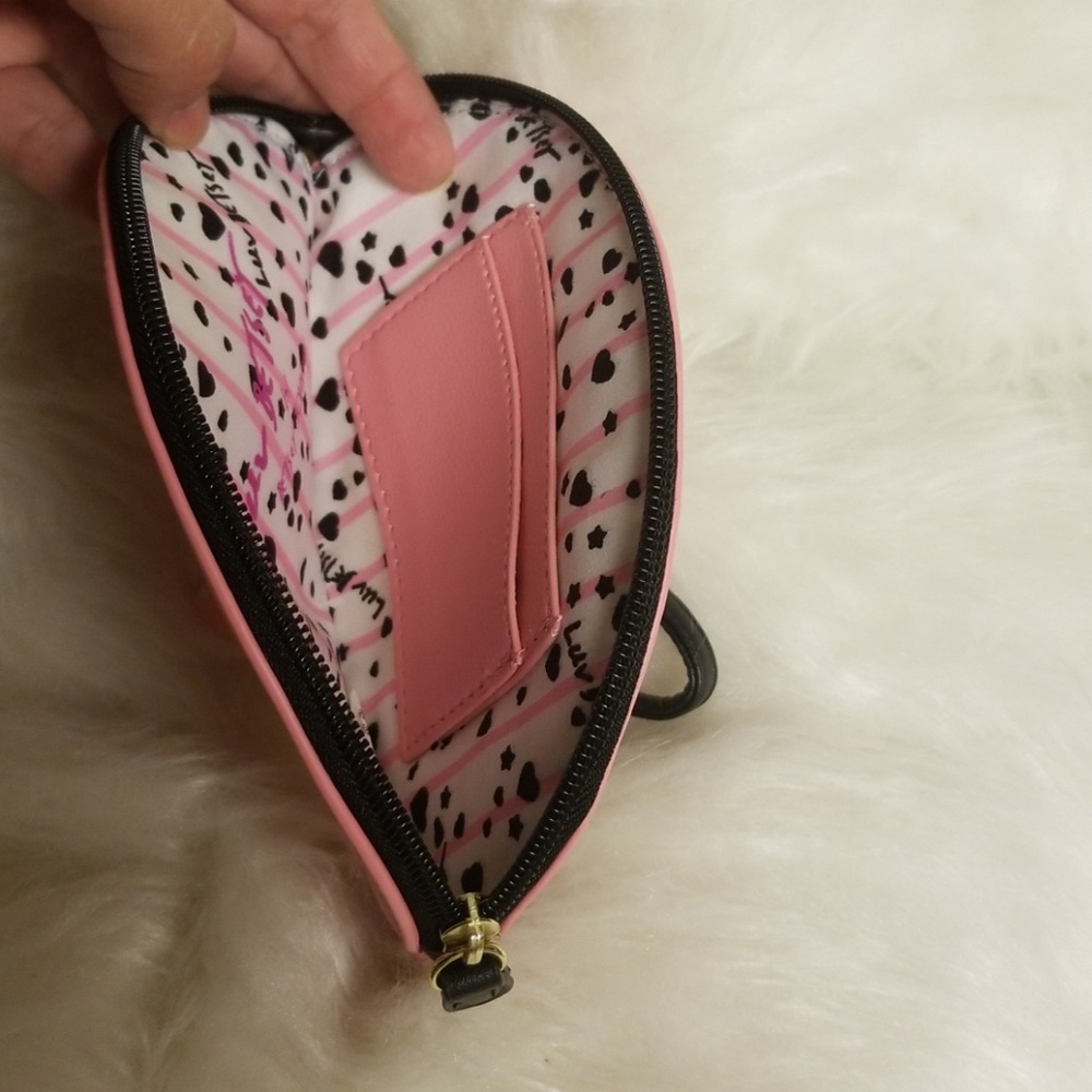 🏵UNLISTING FRIDAY🏵Betsey Johnson kitty wristlet - Picture 6 of 8